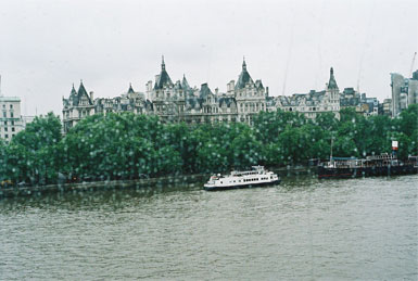 The Castle on the Thames, Kate’s Modern London